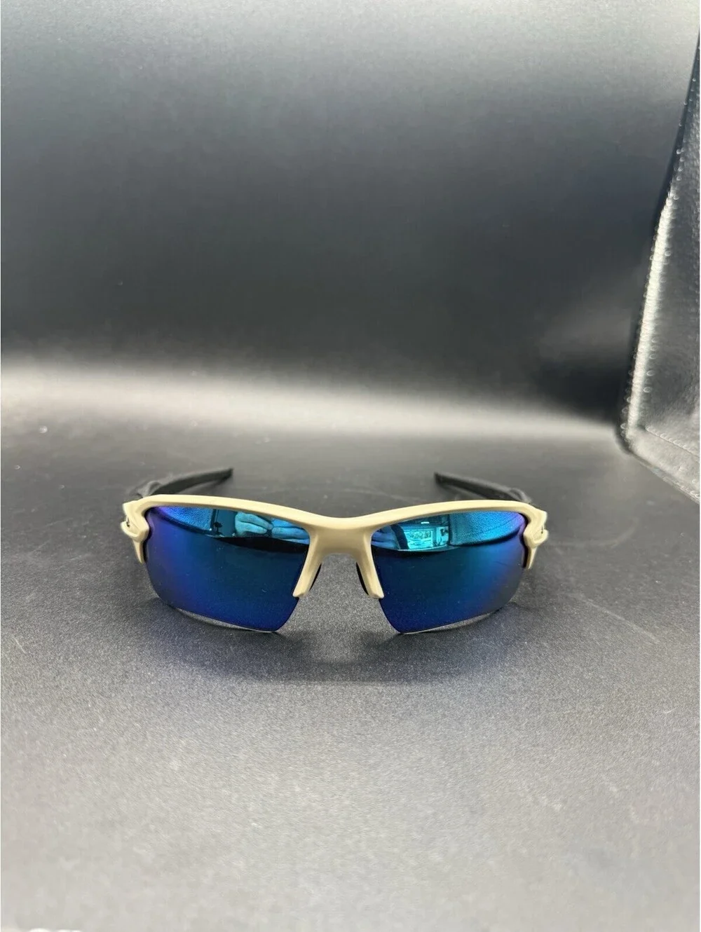 Oakley Flak 2.0 Desert Tan/Matte Black w/Prizm Sapphire Lenses